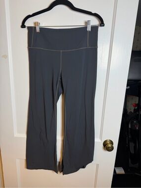 Athleta Women's High-Waist Gray Yoga Pants Size Medium